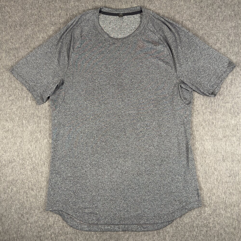 Lululemon Drysense Shirt Mens Large Gray Short Sleeve Better Everyday Curved Hem
